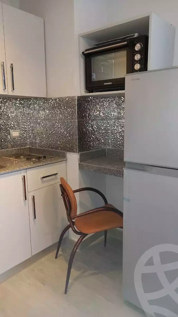 https://aqarmap.com.eg/en/listing/6089738-for-rent-cairo-el-sheikh-zayed-city-compounds-kmbwnd-wyst-twn-swdyk