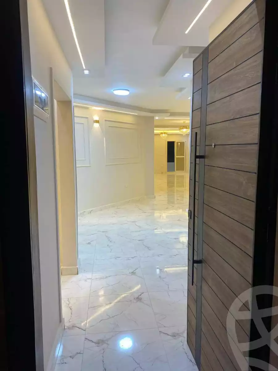 https://aqarmap.com.eg/en/listing/6089909-for-sale-cairo-helwan-helwan-el-sharkeya-mostafa-safwat-st