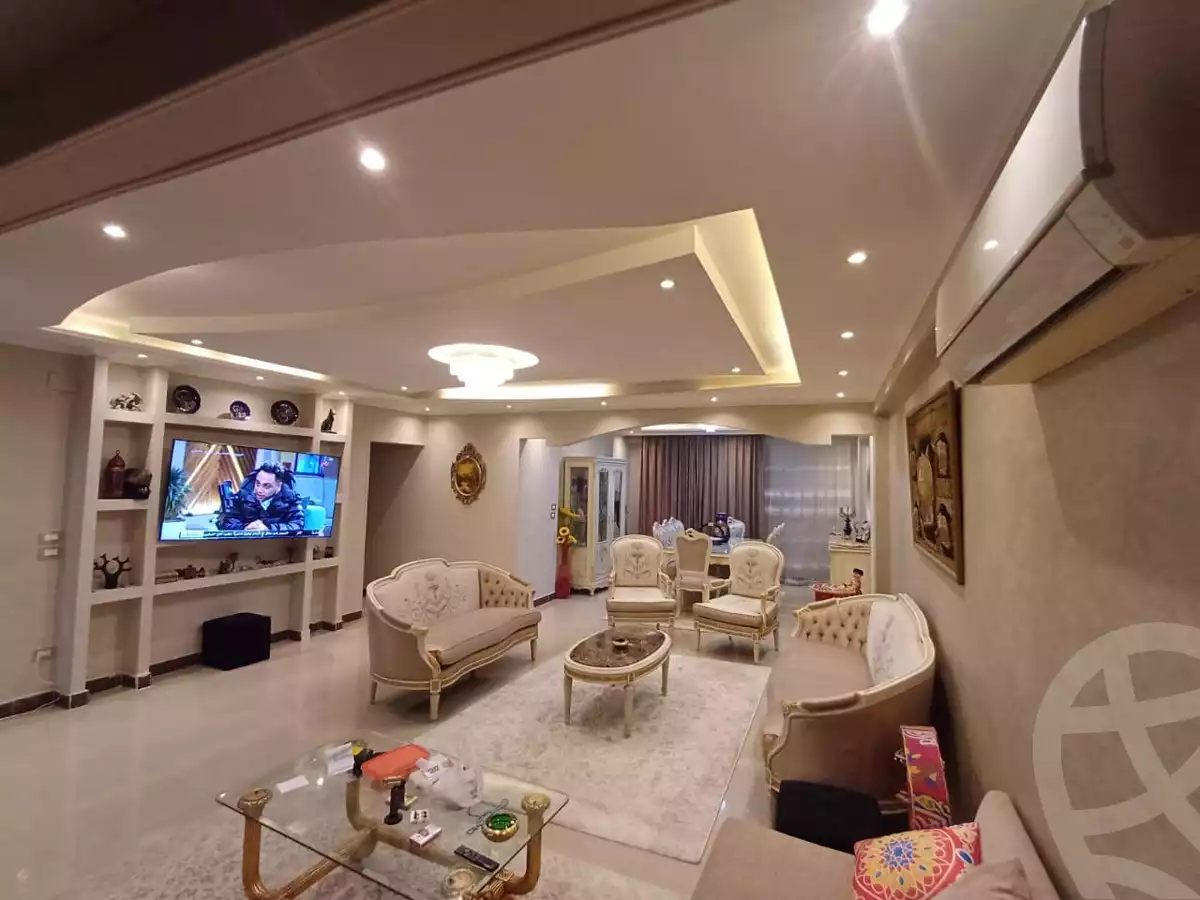 https://aqarmap.com.eg/en/listing/6090415-for-sale-cairo-mokattam-lhdb-l-ly-shareaa-9