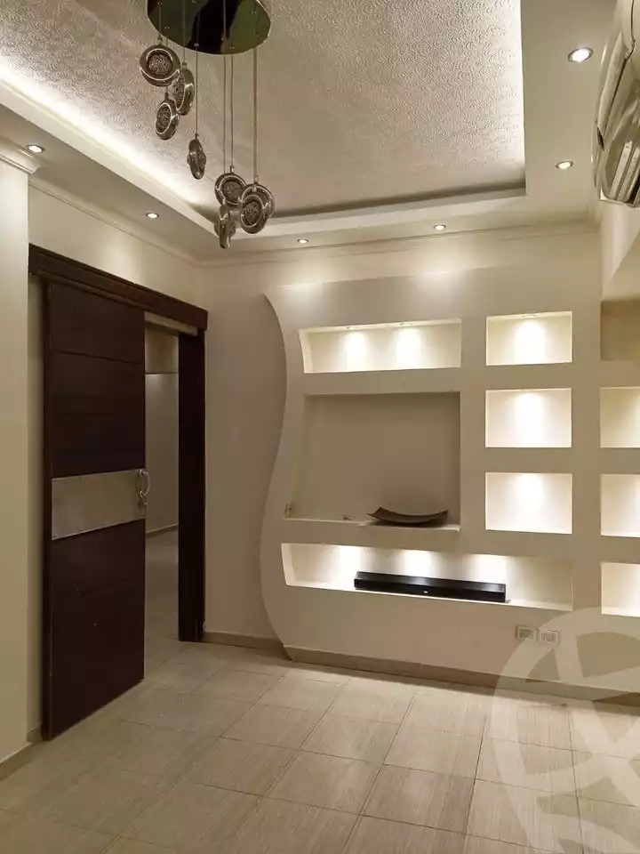 https://aqarmap.com.eg/ar/listing/6090796-for-sale-alexandria-camp-cesar-port-said-street
