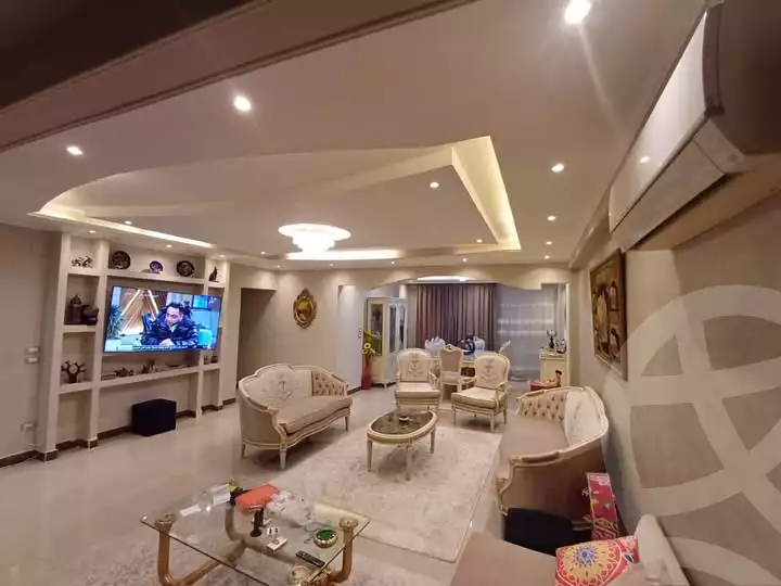 https://aqarmap.com.eg/ar/listing/6092213-for-sale-cairo-mokattam-lhdb-l-ly-shareaa-9