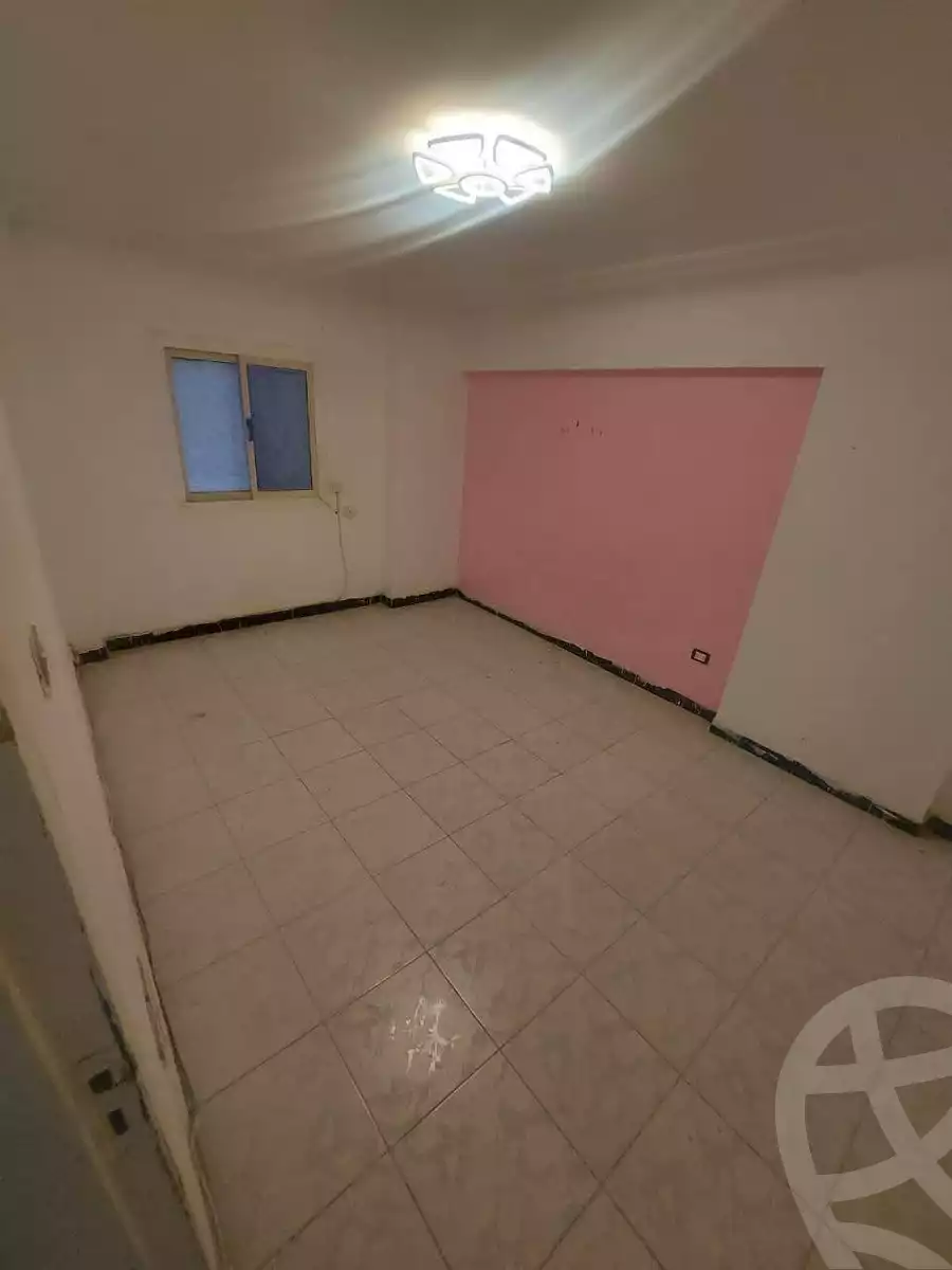 https://aqarmap.com.eg/en/listing/6092707-for-rent-cairo-helwan-helwan-el-sharkeya-heidar-st