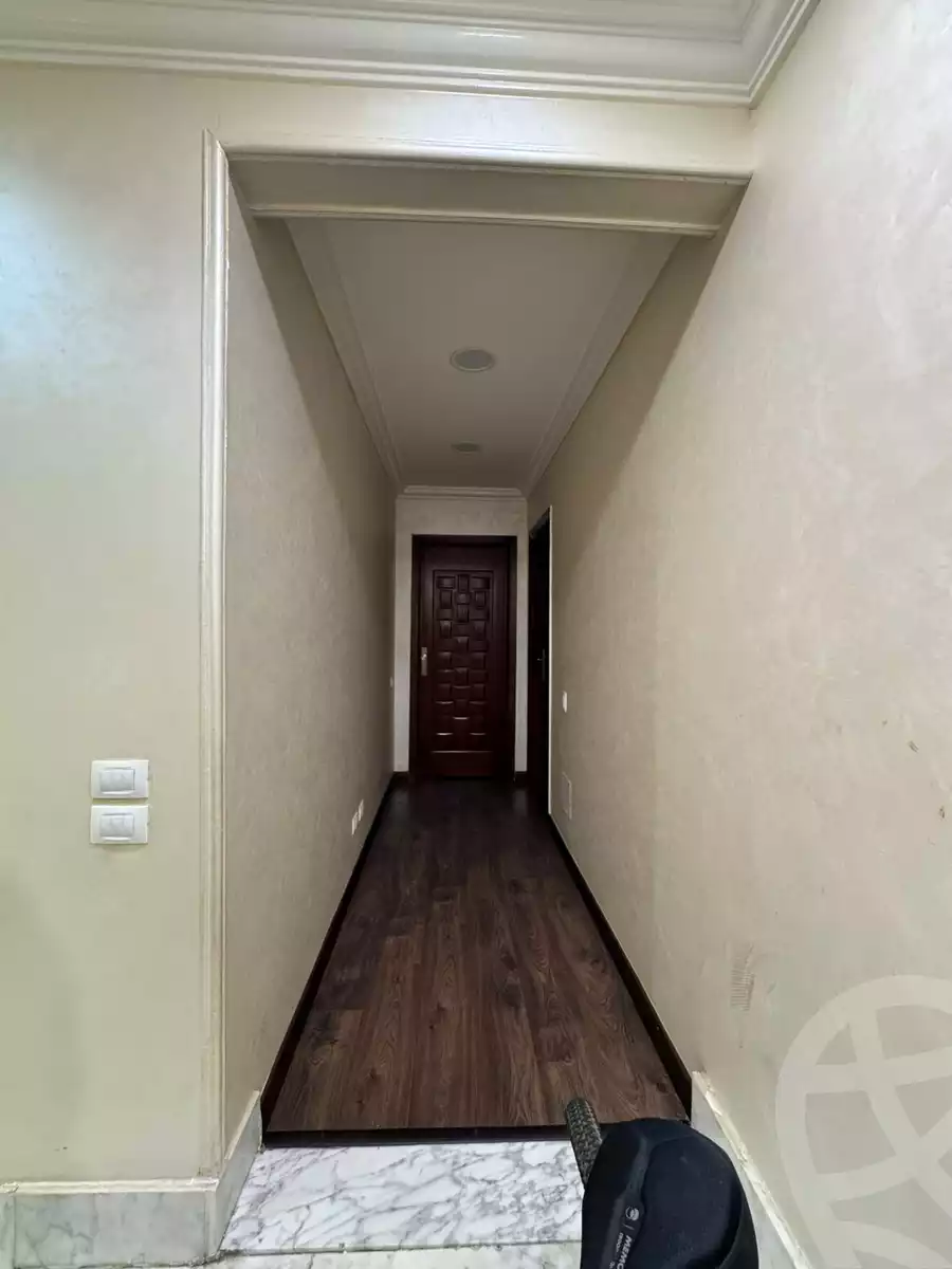 https://aqarmap.com.eg/en/listing/6093127-for-sale-cairo-el-sheikh-zayed-city-compounds-jewar