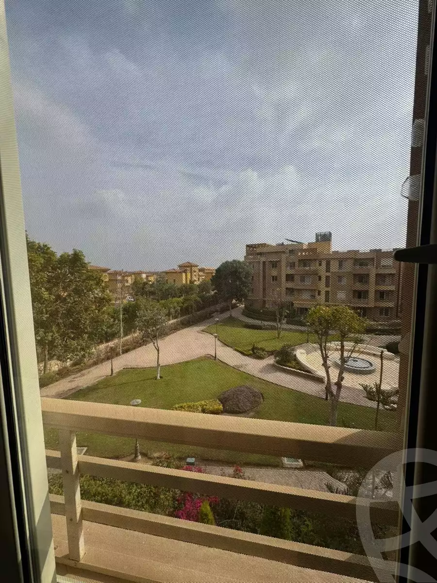 https://aqarmap.com.eg/en/listing/6093127-for-sale-cairo-el-sheikh-zayed-city-compounds-jewar