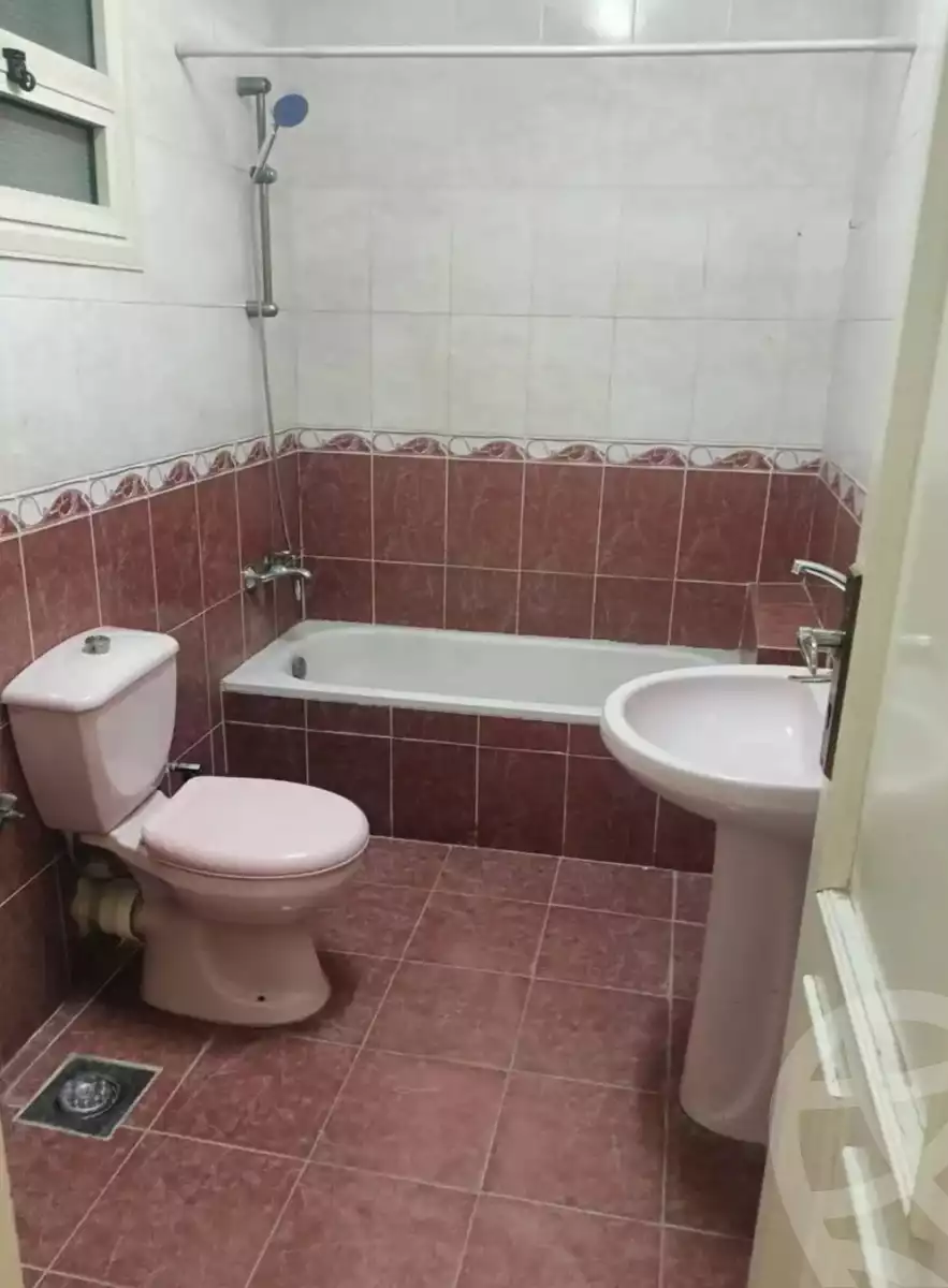 https://aqarmap.com.eg/en/listing/6094657-for-rent-cairo-mokattam-lhdb-l-ly-s-zone