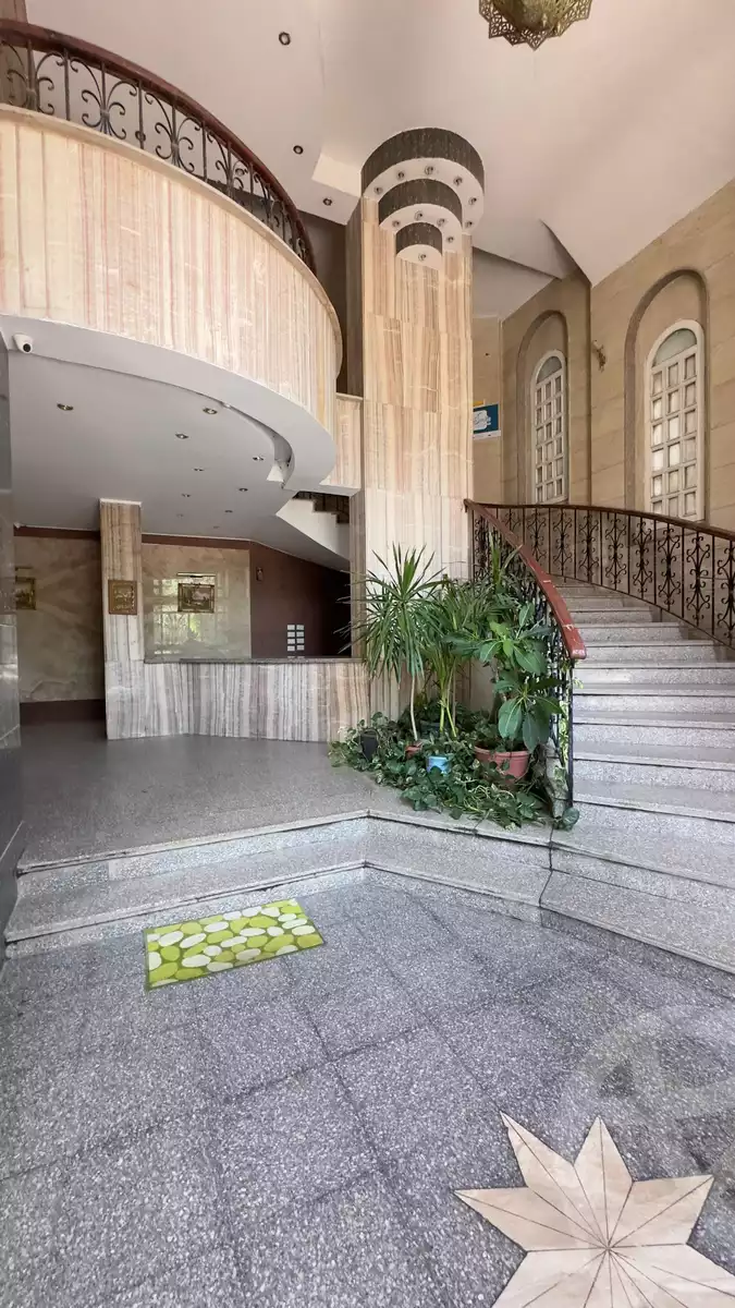 https://aqarmap.com.eg/ar/listing/6096250-for-sale-cairo-nasr-city-el-hay-el-thamin-moez-al-dawla-st