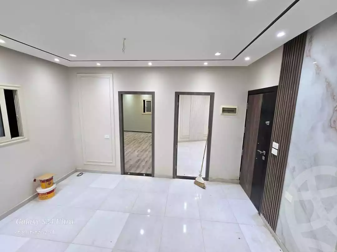 https://aqarmap.com.eg/ar/listing/6097989-for-sale-asyut-asyut-city-el-helaly-st