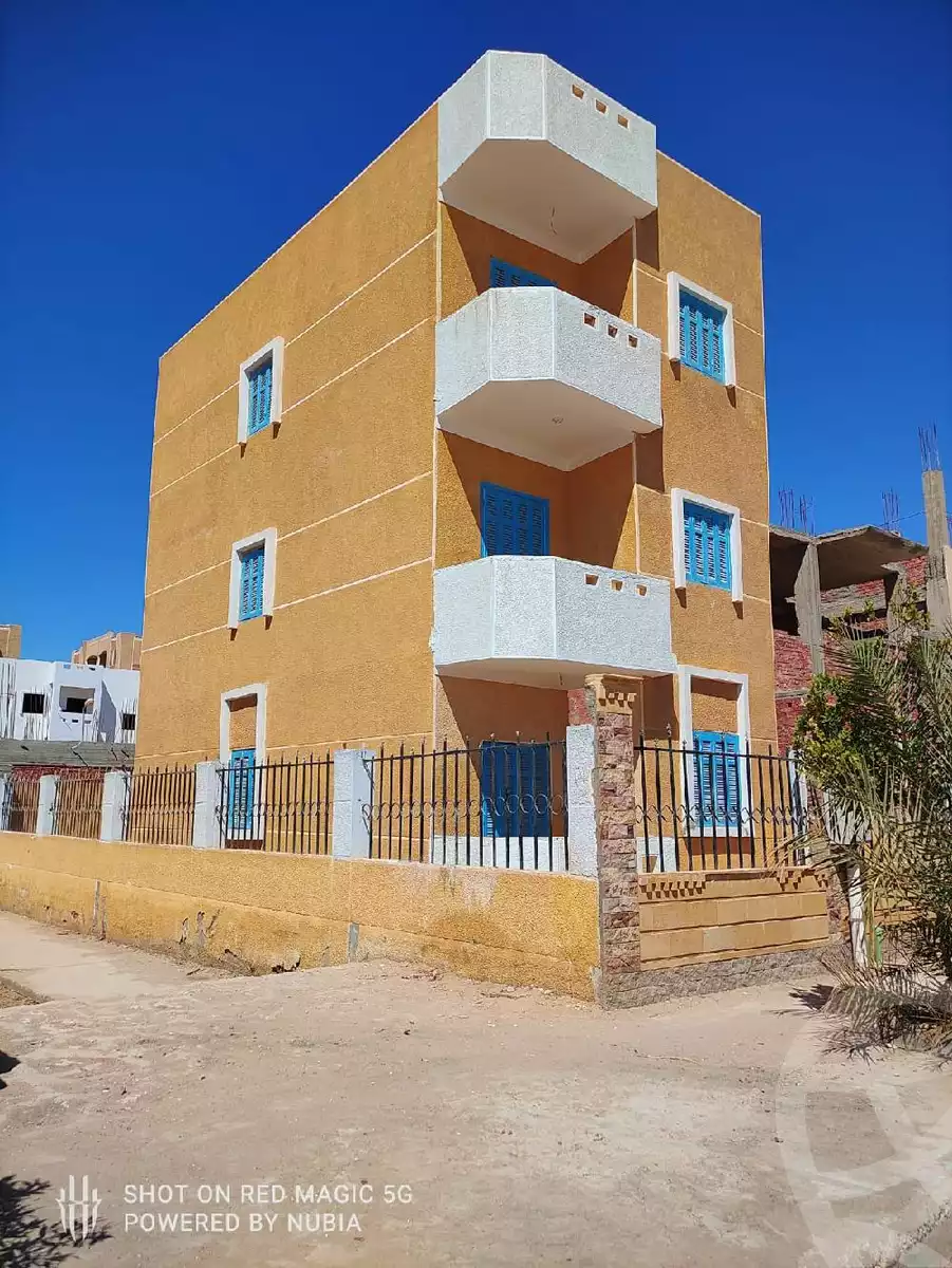 https://aqarmap.com.eg/ar/listing/6098093-for-sale-asyut-mdyn-sywt-ljdyd-bny-bytk-lmrhl-lthny