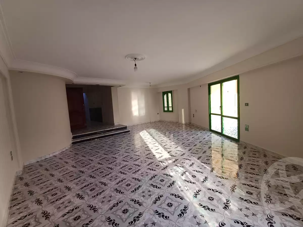 https://aqarmap.com.eg/ar/listing/6098392-for-rent-cairo-mokattam-lhdb-l-ly
