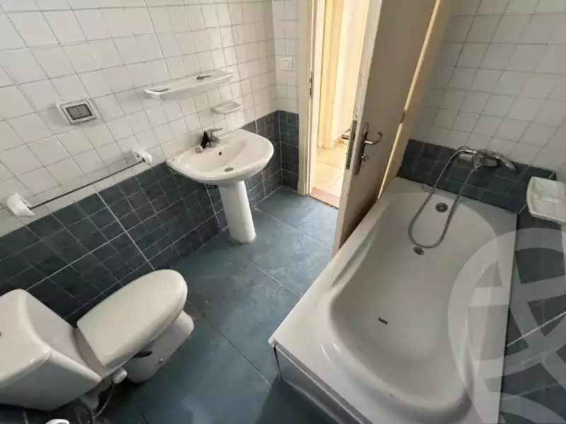 https://aqarmap.com.eg/en/listing/6098791-for-sale-cairo-new-cairo-madinaty-twelfth-zone-buildings