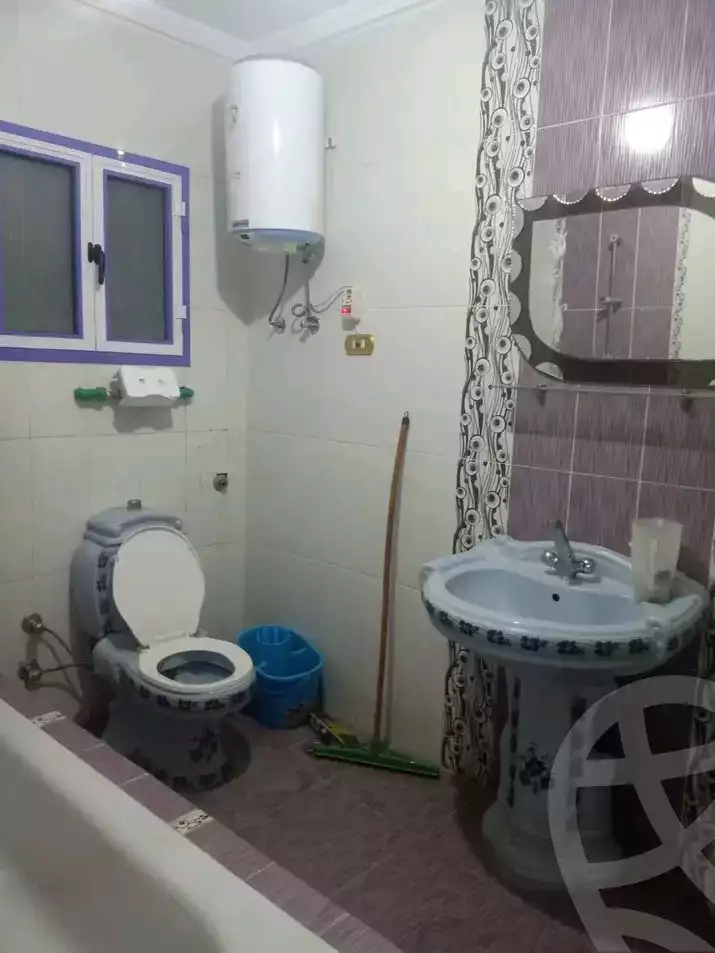 https://aqarmap.com.eg/ar/listing/6098805-for-sale-alexandria-l-jmy-bw-ywsf-el-forn-st