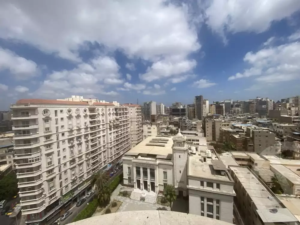 https://aqarmap.com.eg/en/listing/6099860-for-sale-alexandria-moharram-bey-grin-st