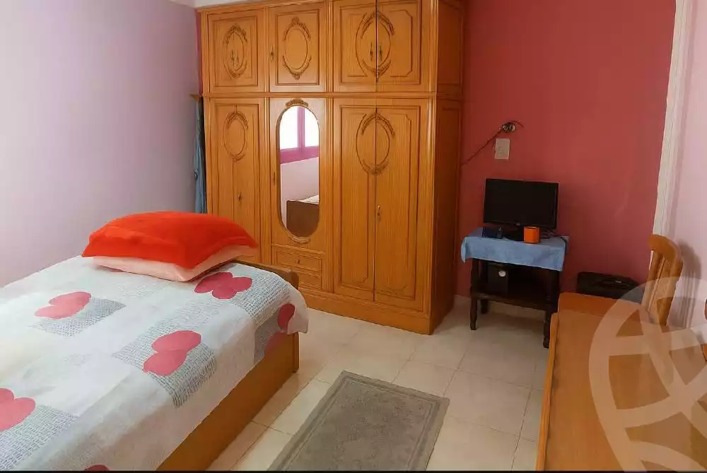 https://aqarmap.com.eg/ar/listing/6100469-for-sale-alexandria-moharram-bey-kanal-al-mahmoudeya-al-bahri-st