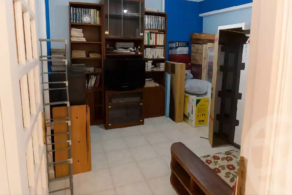 https://aqarmap.com.eg/en/listing/6100610-for-sale-alexandria-moharram-bey-kanal-al-mahmoudeya-al-bahri-st