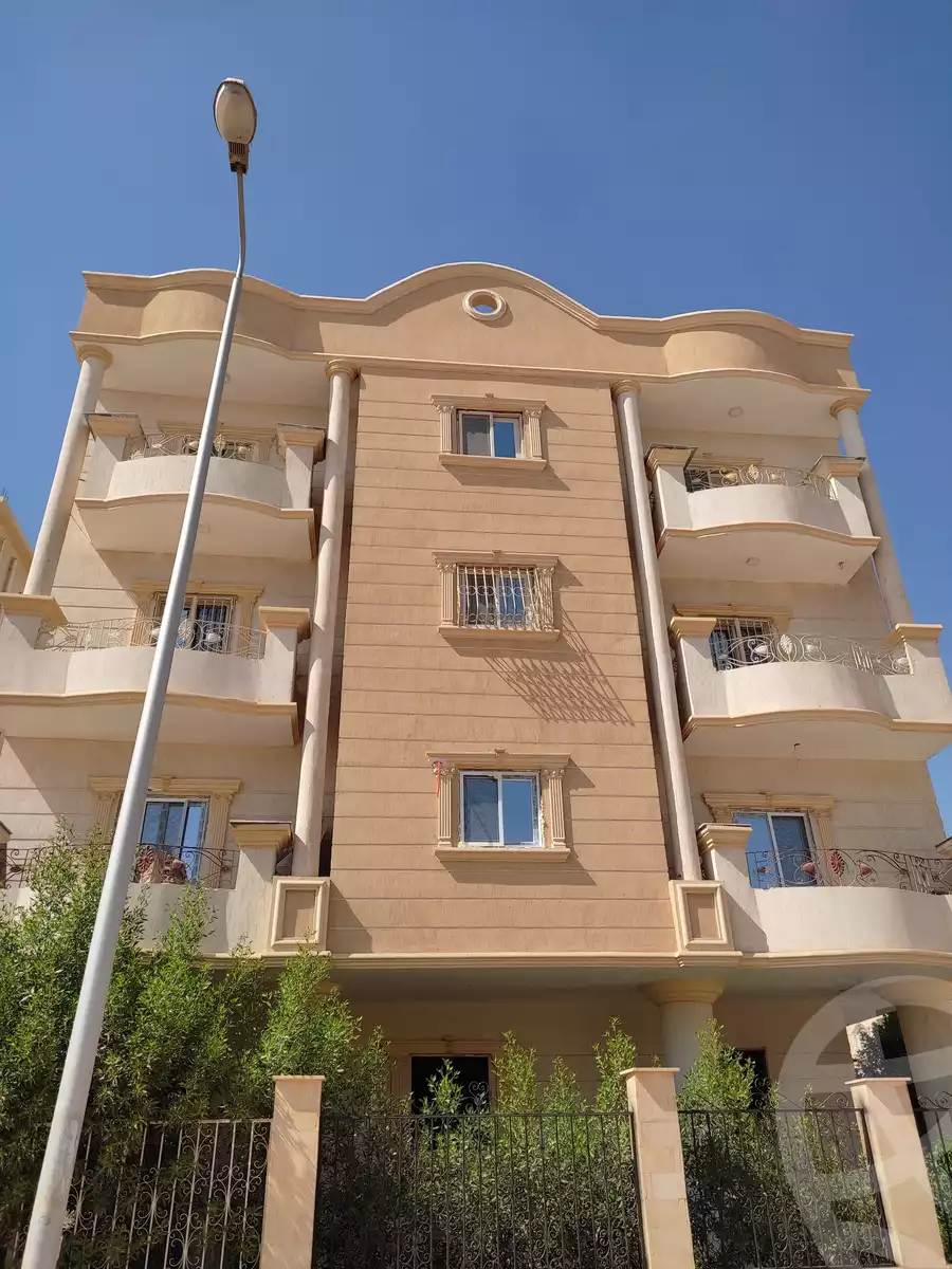 https://aqarmap.com.eg/en/listing/6100717-for-sale-cairo-el-shorouk-lmntq-lts-neighbourhood-1
