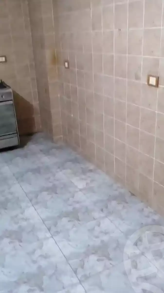 https://aqarmap.com.eg/ar/listing/6101210-for-sale-cairo-mokattam-lhdb-l-ly-shr-krym-bnwn