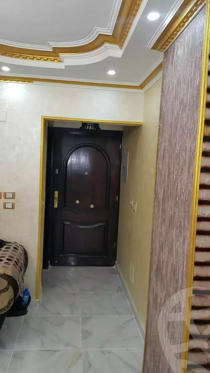 https://aqarmap.com.eg/ar/listing/6101211-for-sale-cairo-helwan-helwan-el-sharkeya-gaafar-st