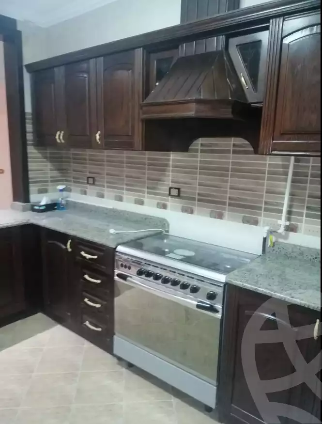 https://aqarmap.com.eg/ar/listing/6102141-for-rent-cairo-mokattam-lhdb-l-ly-shr-17
