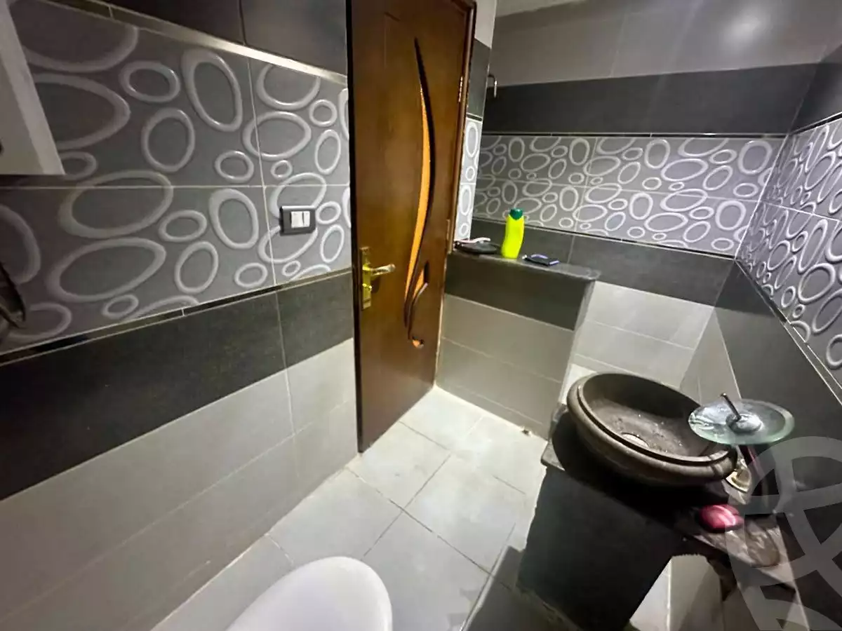 https://aqarmap.com.eg/en/listing/6102284-for-sale-cairo-mokattam-lhdb-l-ly-el-ashgar-st