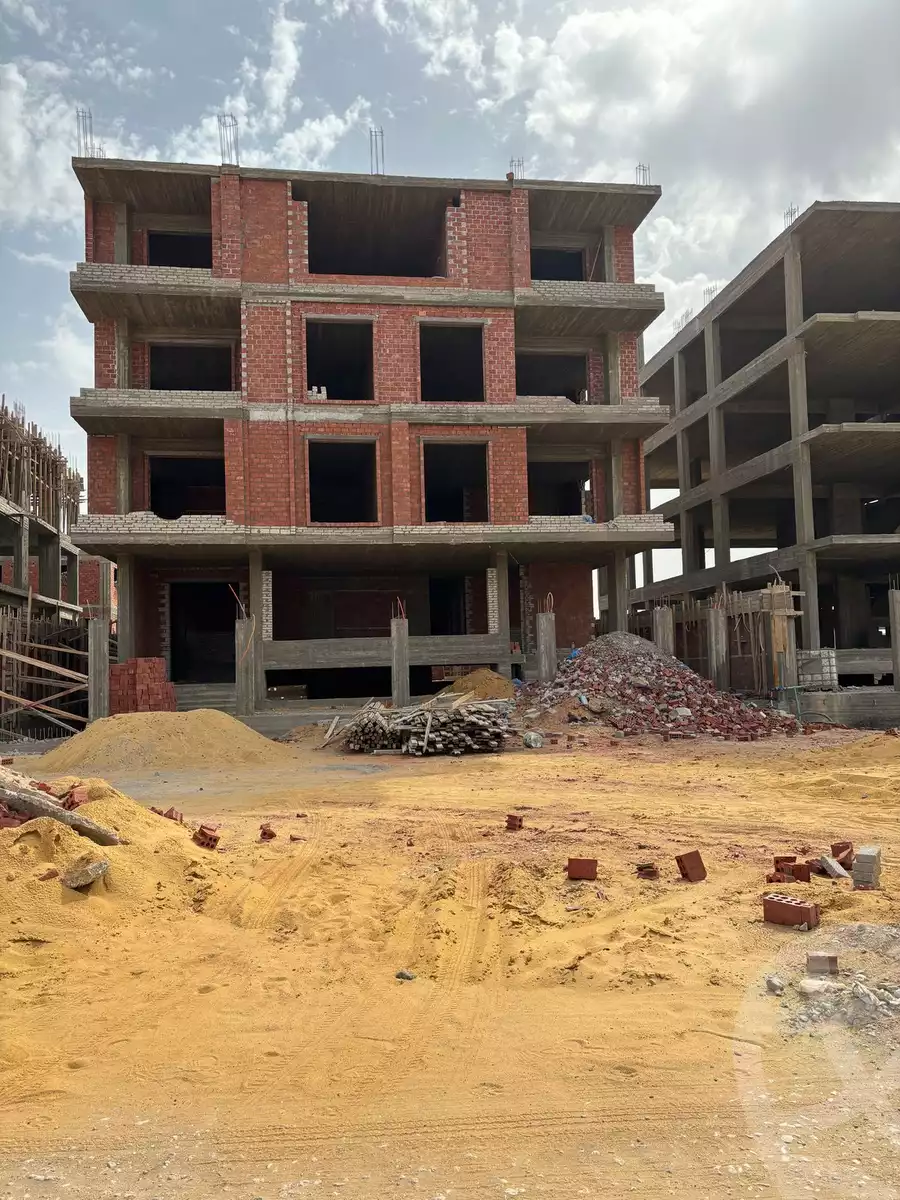 https://aqarmap.com.eg/en/listing/6103751-for-sale-cairo-new-cairo-bait-el-watan-sixth-neighborhood