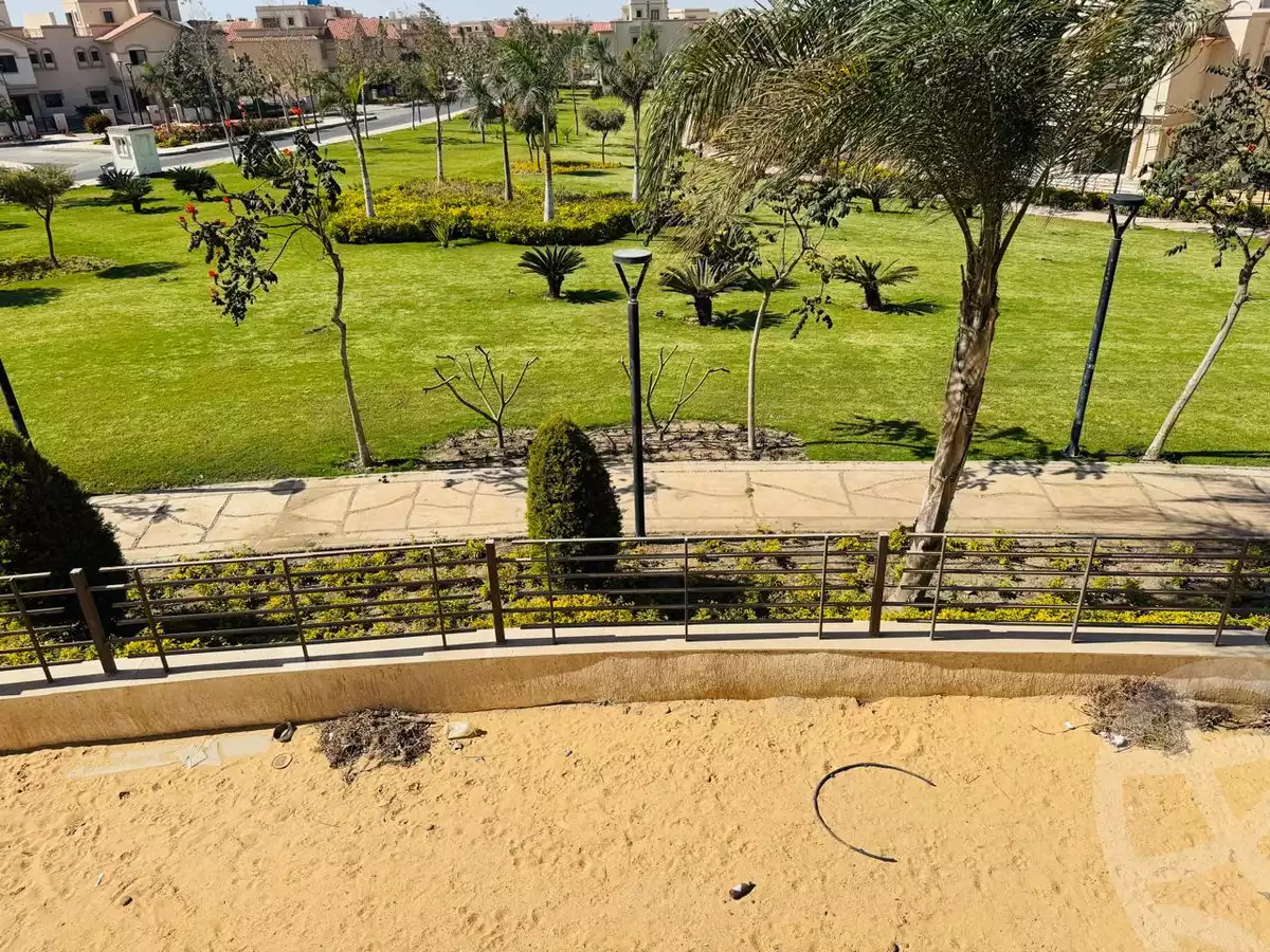 https://aqarmap.com.eg/en/listing/6104232-for-sale-cairo-new-cairo-madinaty-lmntq-lthlthh-fylt-group-23