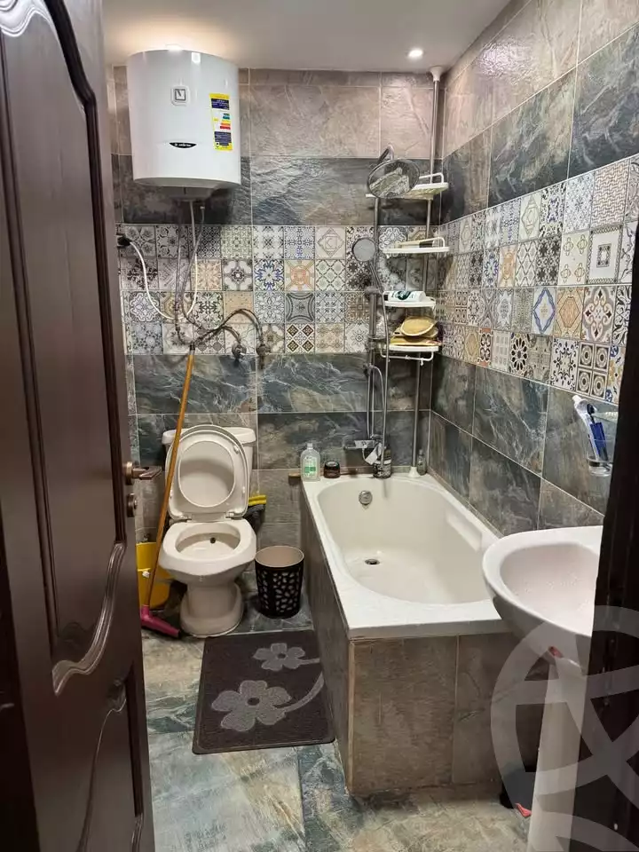 https://aqarmap.com.eg/ar/listing/6104276-for-sale-cairo-mokattam-el-hadabah-el-wosta-compounds-ebad-el-rahman-city