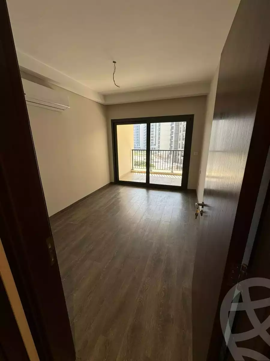 https://aqarmap.com.eg/en/listing/6104334-for-sale-cairo-el-sheikh-zayed-city-compounds-zyd-wr-llttwyr-z-tower