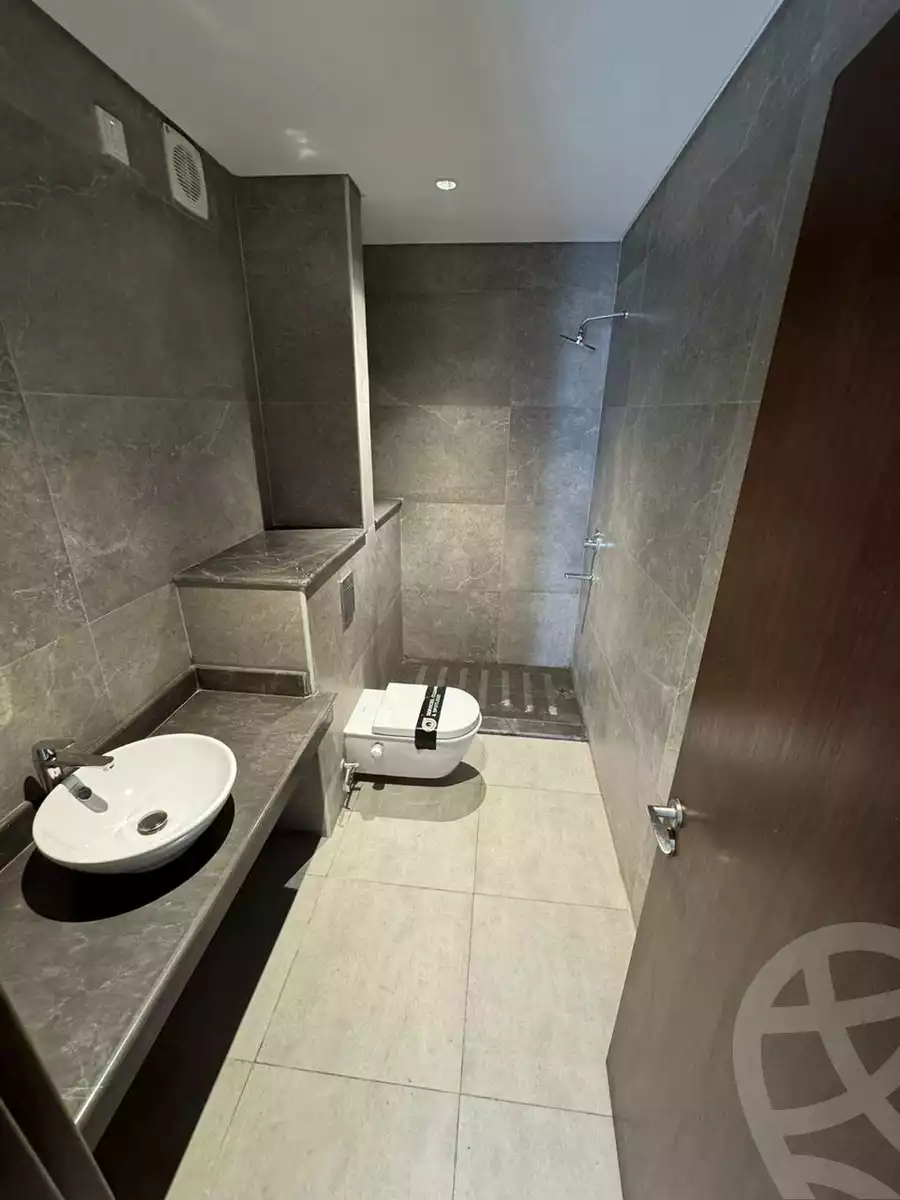 https://aqarmap.com.eg/en/listing/6104334-for-sale-cairo-el-sheikh-zayed-city-compounds-zyd-wr-llttwyr-z-tower