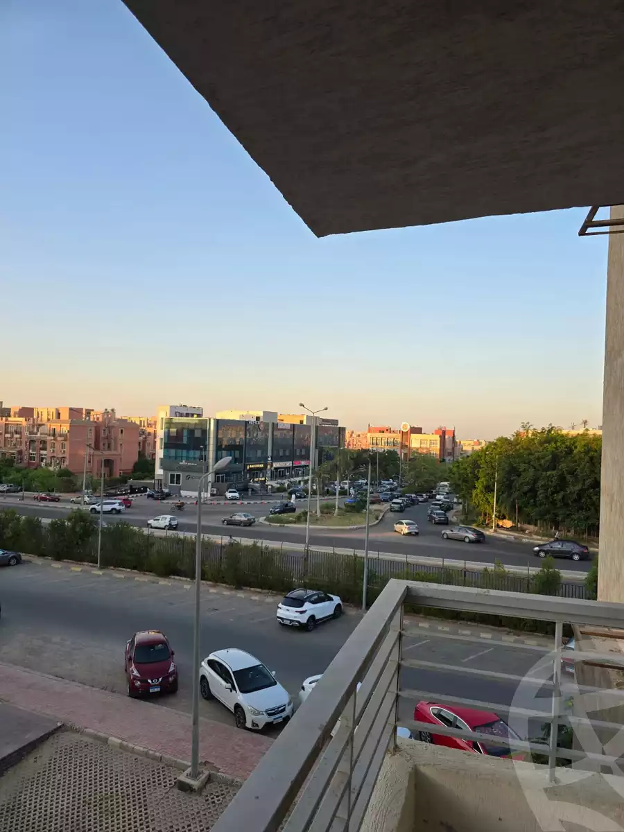 https://aqarmap.com.eg/en/listing/6104558-for-sale-cairo-el-sheikh-zayed-city-compounds-dr-msr