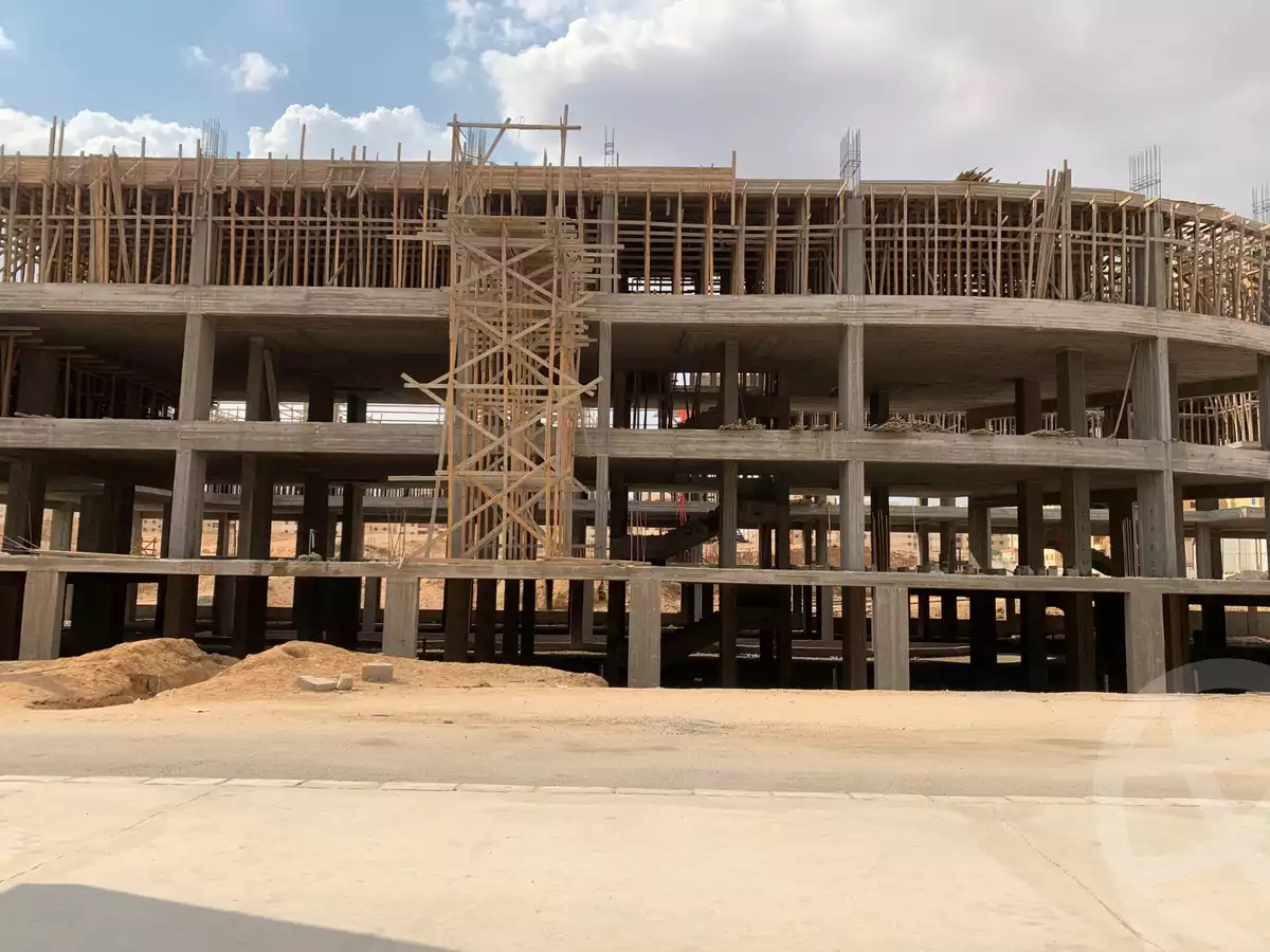 https://aqarmap.com.eg/en/listing/6104694-for-sale-cairo-6th-of-october-hadaeq-october-1185-building-project