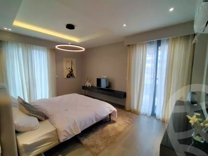 https://aqarmap.com.eg/en/listing/6104671-for-sale-cairo-el-sheikh-zayed-city-compounds-kmbwnd-fyldj-wyst-dr-llttwyr