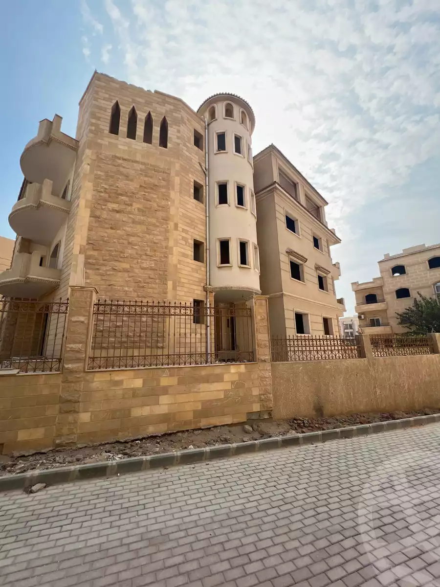 https://aqarmap.com.eg/en/listing/6105203-for-sale-cairo-6th-of-october-garb-someed-neighborhood-9th