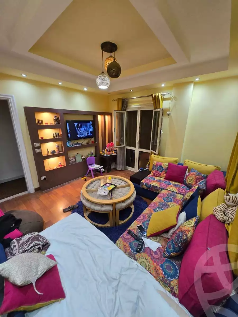 https://aqarmap.com.eg/ar/listing/6105493-for-sale-cairo-mokattam-lhdb-l-ly-shr-krym-bnwn