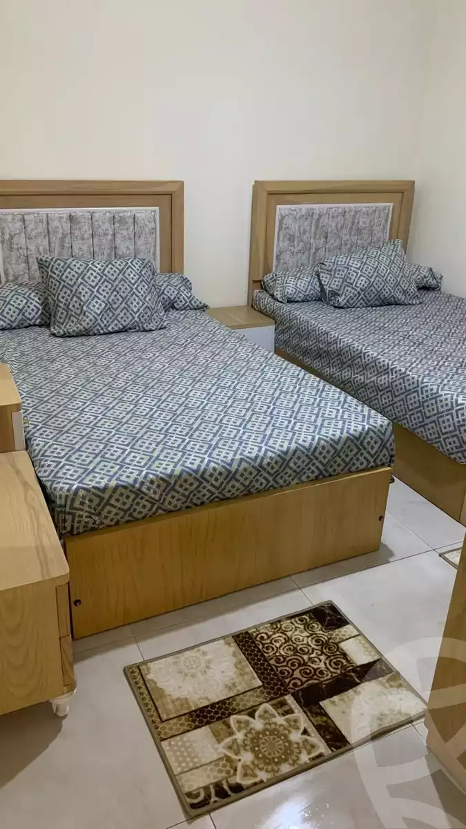 https://aqarmap.com.eg/en/listing/6105689-for-rent-cairo-new-cairo-first-settlement-mhwr-mstfy-kml