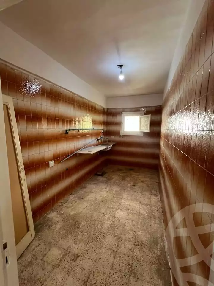 https://aqarmap.com.eg/ar/listing/6105797-for-sale-alexandria-l-jmy-lbytsh-el-hay-st