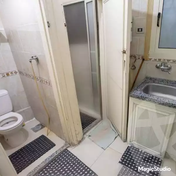 https://aqarmap.com.eg/en/listing/6105828-for-rent-alexandria-zezenia