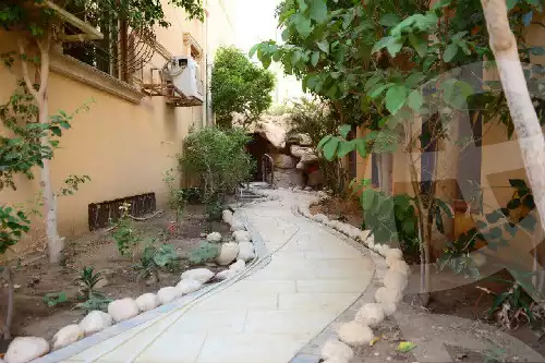 https://aqarmap.com.eg/en/listing/6105860-for-sale-cairo-new-cairo-el-narges-el-narges-5-aly-shaarawy-st