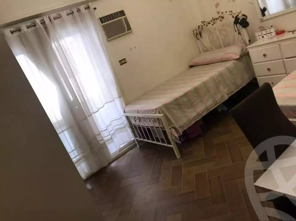 https://aqarmap.com.eg/en/listing/6105900-for-sale-cairo-mokattam-lhdb-l-ly