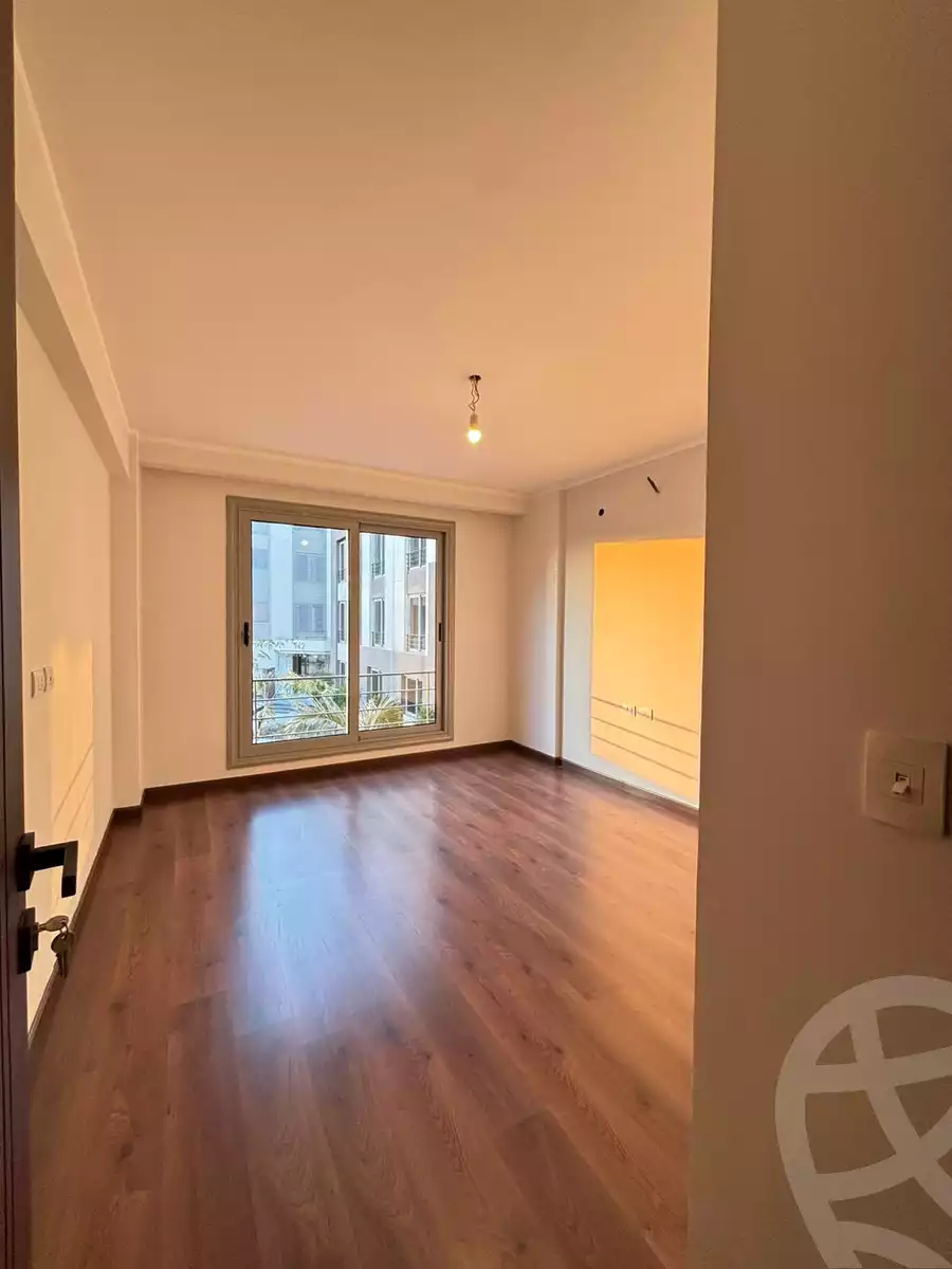 https://aqarmap.com.eg/en/listing/6108142-for-sale-cairo-6th-of-october-compounds-palm-parks