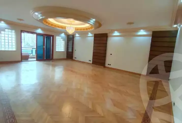 https://aqarmap.com.eg/ar/listing/6108562-for-sale-alexandria-lauran-mohammed-al-eqbal-st