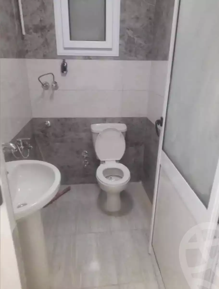 https://aqarmap.com.eg/en/listing/6109323-for-sale-alexandria-bakoos-muslim-ibn-el-waleed-st