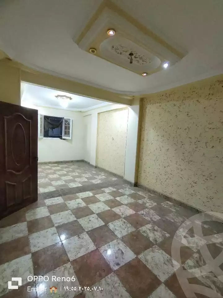 https://aqarmap.com.eg/en/listing/6109478-for-sale-qalyubia-shubra-el-khaima-om-bayoumi