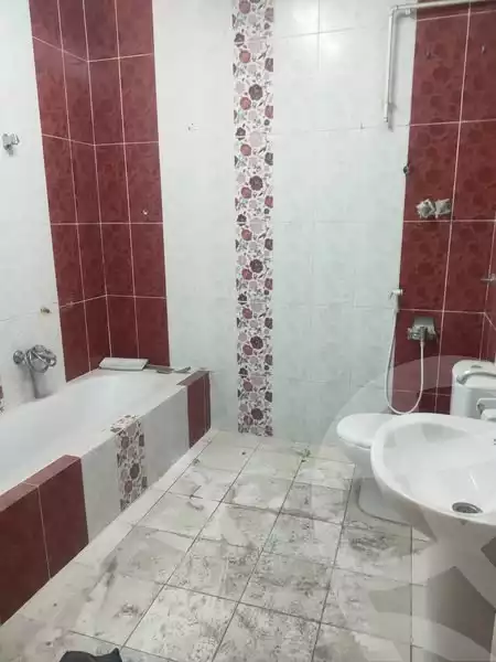 https://aqarmap.com.eg/en/listing/6110969-for-sale-ismailia-ismailia-city-shebeen-st