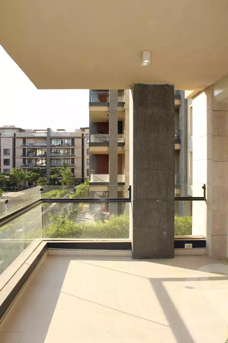 https://aqarmap.com.eg/en/listing/6111023-for-sale-cairo-new-cairo-compounds-azad