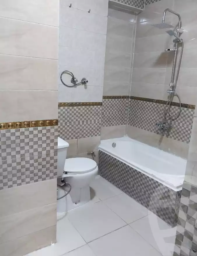 https://aqarmap.com.eg/en/listing/6111186-for-sale-qalyubia-shubra-el-khaima
