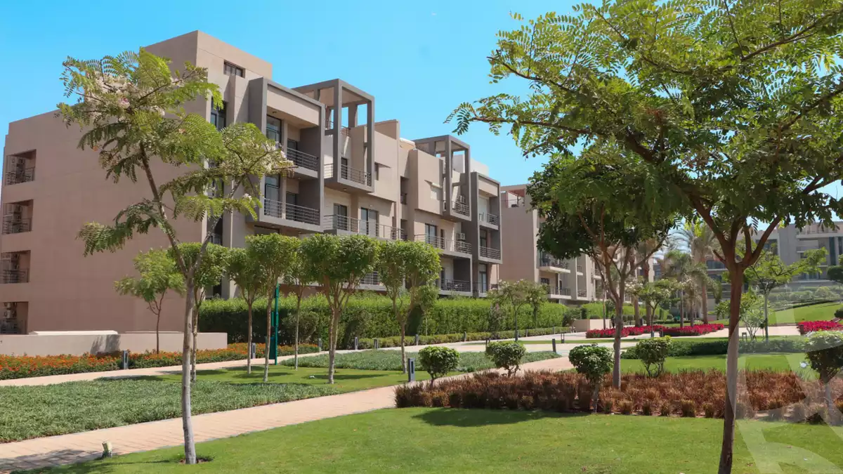 https://aqarmap.com.eg/en/listing/6112159-for-sale-cairo-new-cairo-compounds-fifth-square