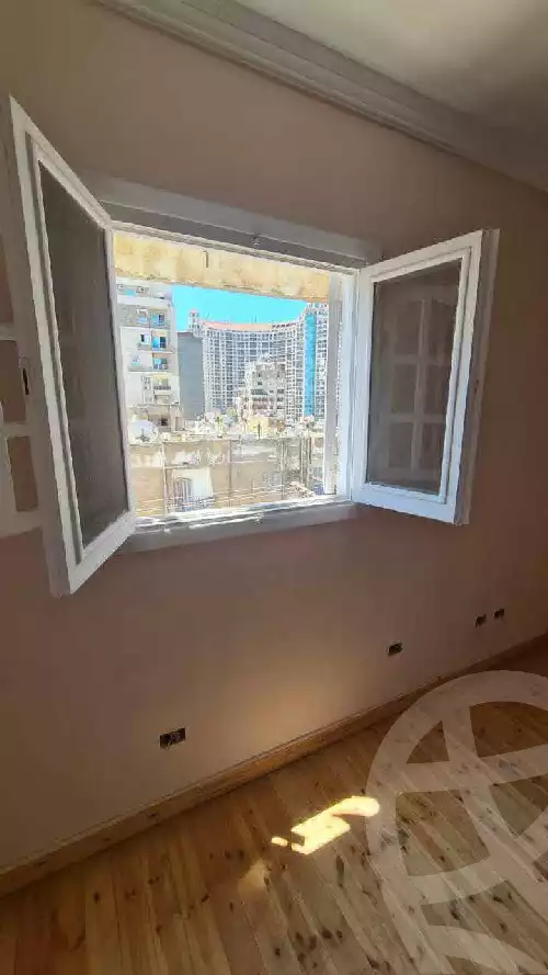 https://aqarmap.com.eg/en/listing/6091201-for-sale-alexandria-sn-styfnw-abd-el-khalik-tharwat-st