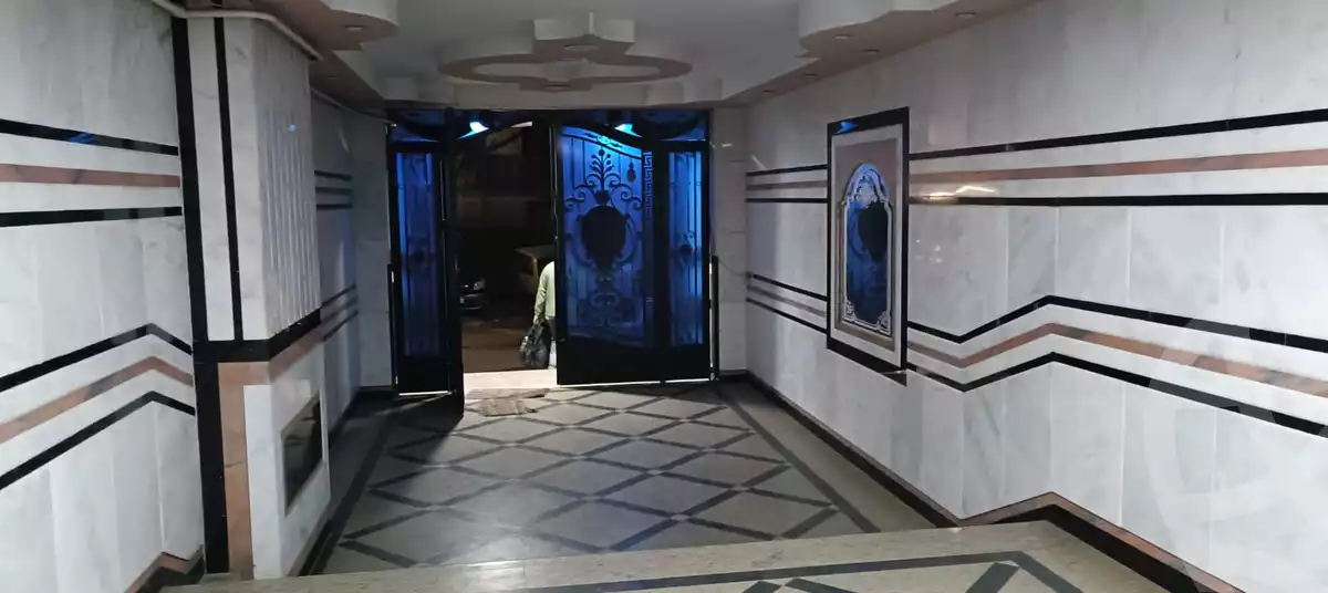 https://aqarmap.com.eg/en/listing/6095472-for-rent-cairo-manial-el-rawda-st