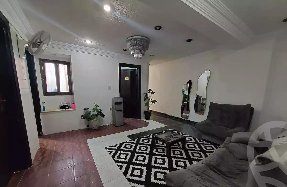 https://aqarmap.com.eg/en/listing/6116440-for-sale-cairo-mokattam-lhdb-l-ly