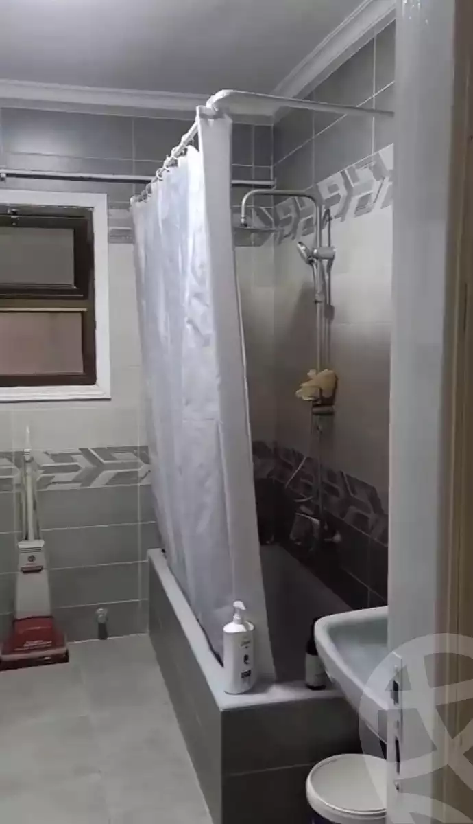 https://aqarmap.com.eg/ar/listing/6116600-for-sale-cairo-el-haram-shareaa-naser-el-thawrah